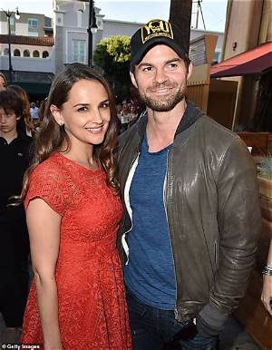 Daniel Gillies Girlfriend Age Gap: Fact-Checking the Numbers on Julia Misaki