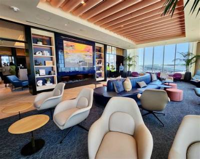 Inside the Chase Sapphire Lounge Boston: Photo Tour, Menus, and Amenities