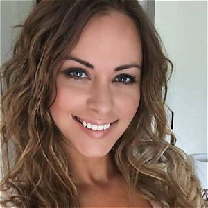 Sarah Hayes Onlyfans Buzz: Verifying Authentic Profiles and Fake Claims